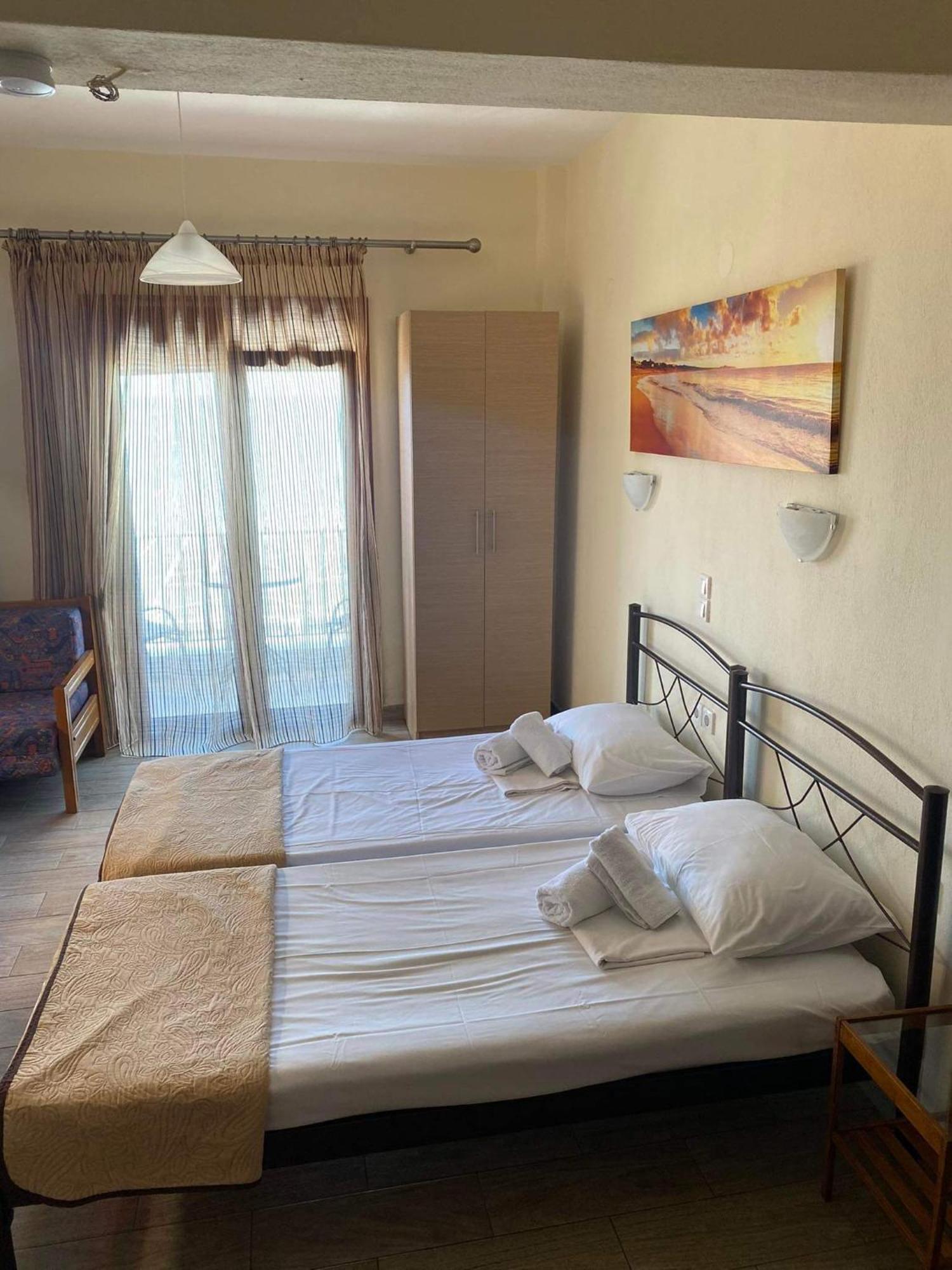 Diolkos Apartement Nea Roda Oda fotoğraf