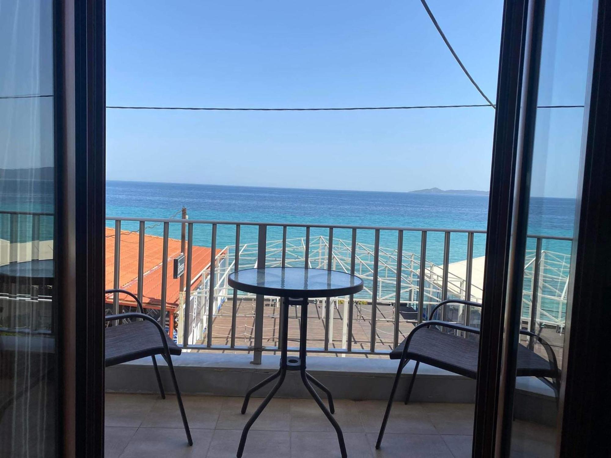 Diolkos Apartement Nea Roda Oda fotoğraf