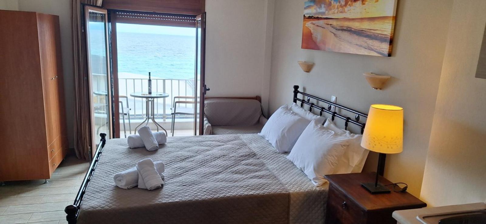 Diolkos Apartement Nea Roda Oda fotoğraf