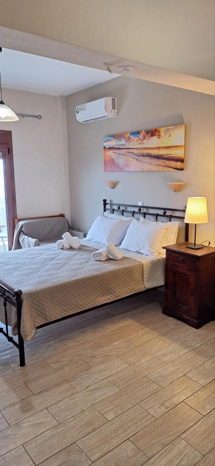Diolkos Apartement Nea Roda Oda fotoğraf